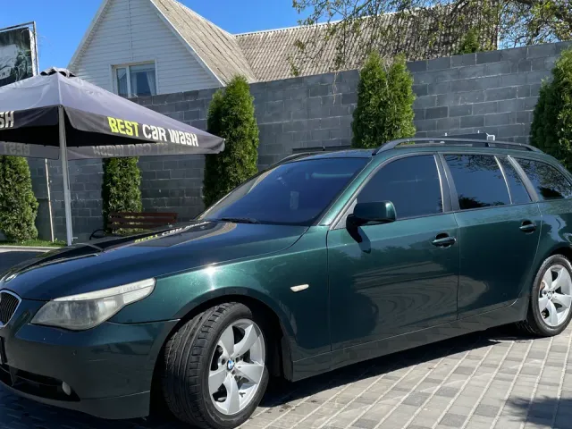 BMW 5 серії - фото 1