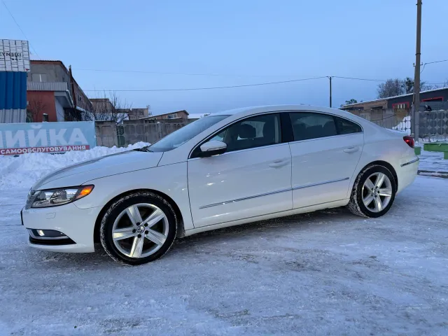 Volkswagen Passat CC - фото 1