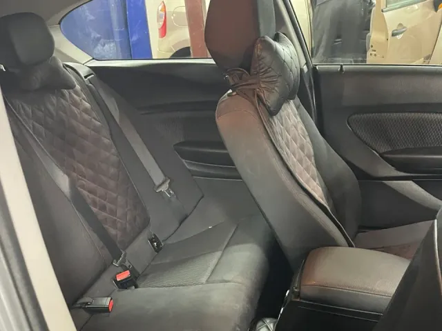 BMW 1 серії - фото 3