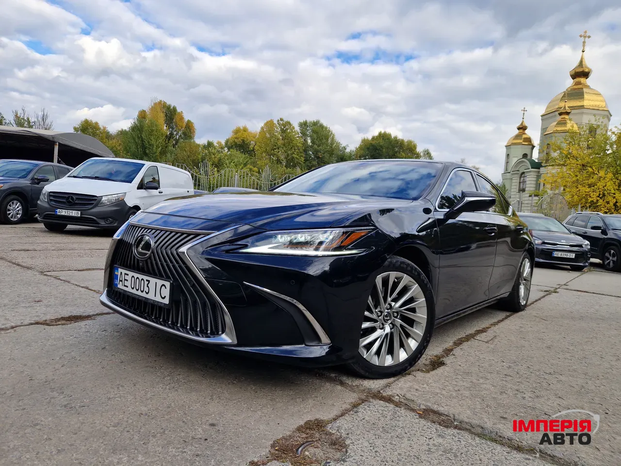 Lexus ES - фото 1