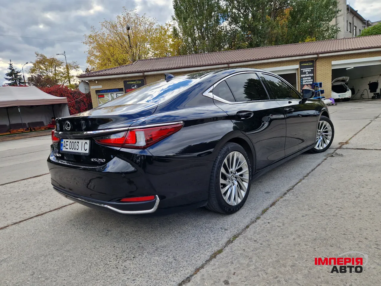 Lexus ES - фото 4