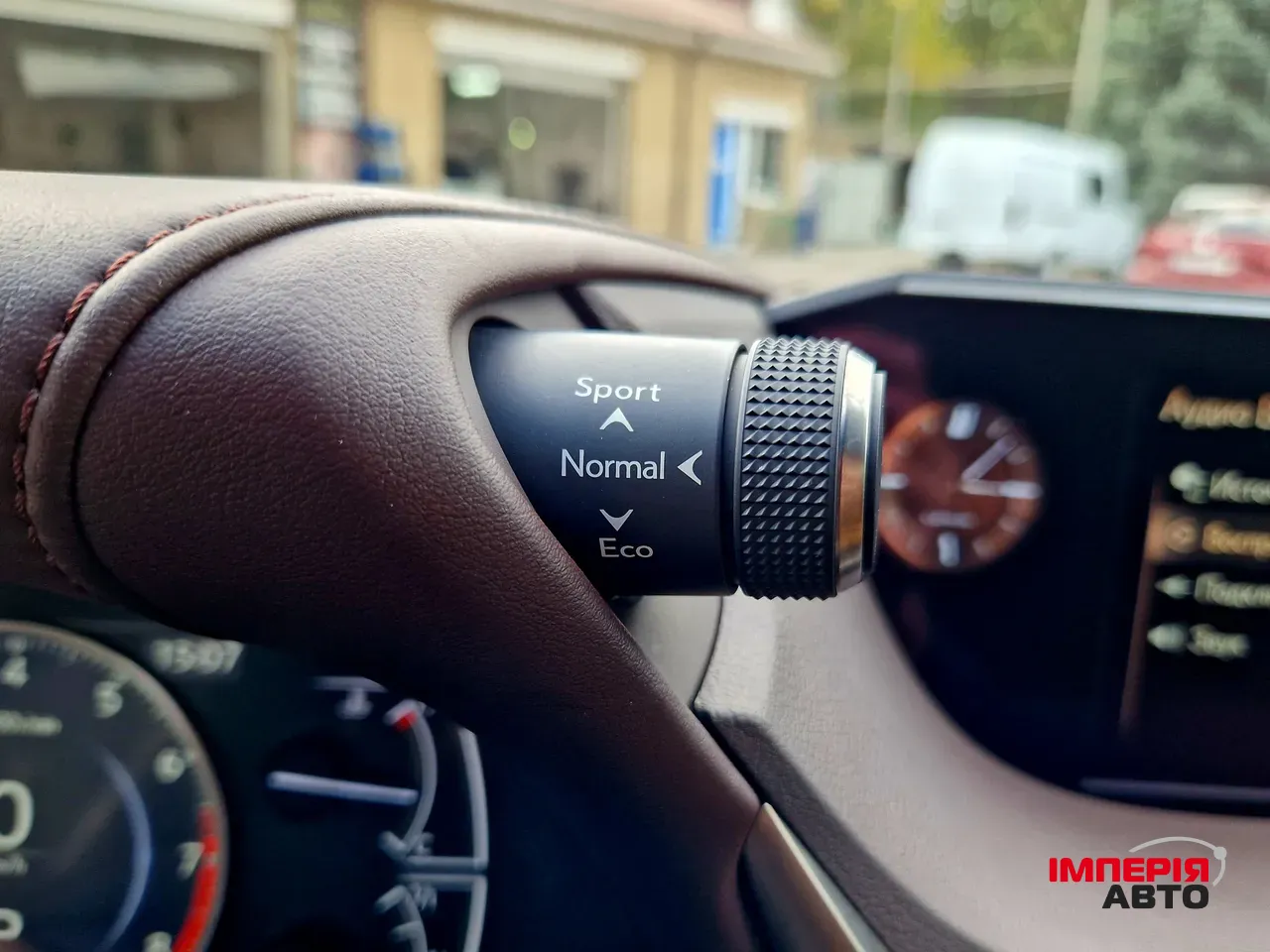 Lexus ES - фото 27