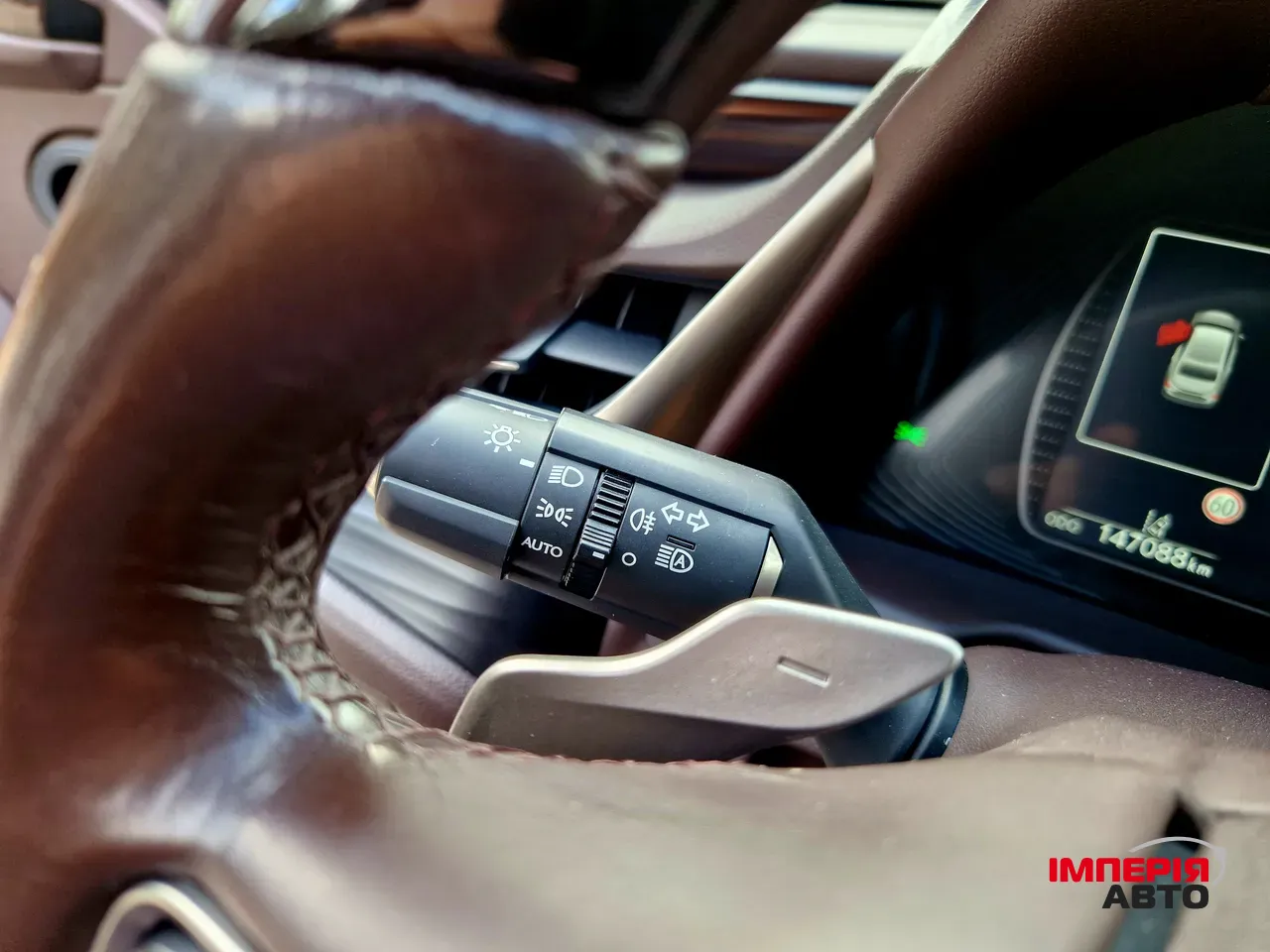 Lexus ES - фото 22