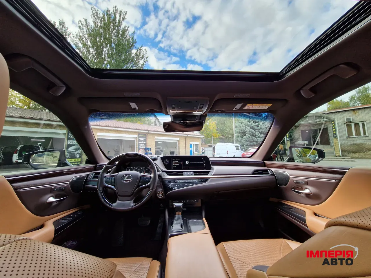 Lexus ES - фото 33