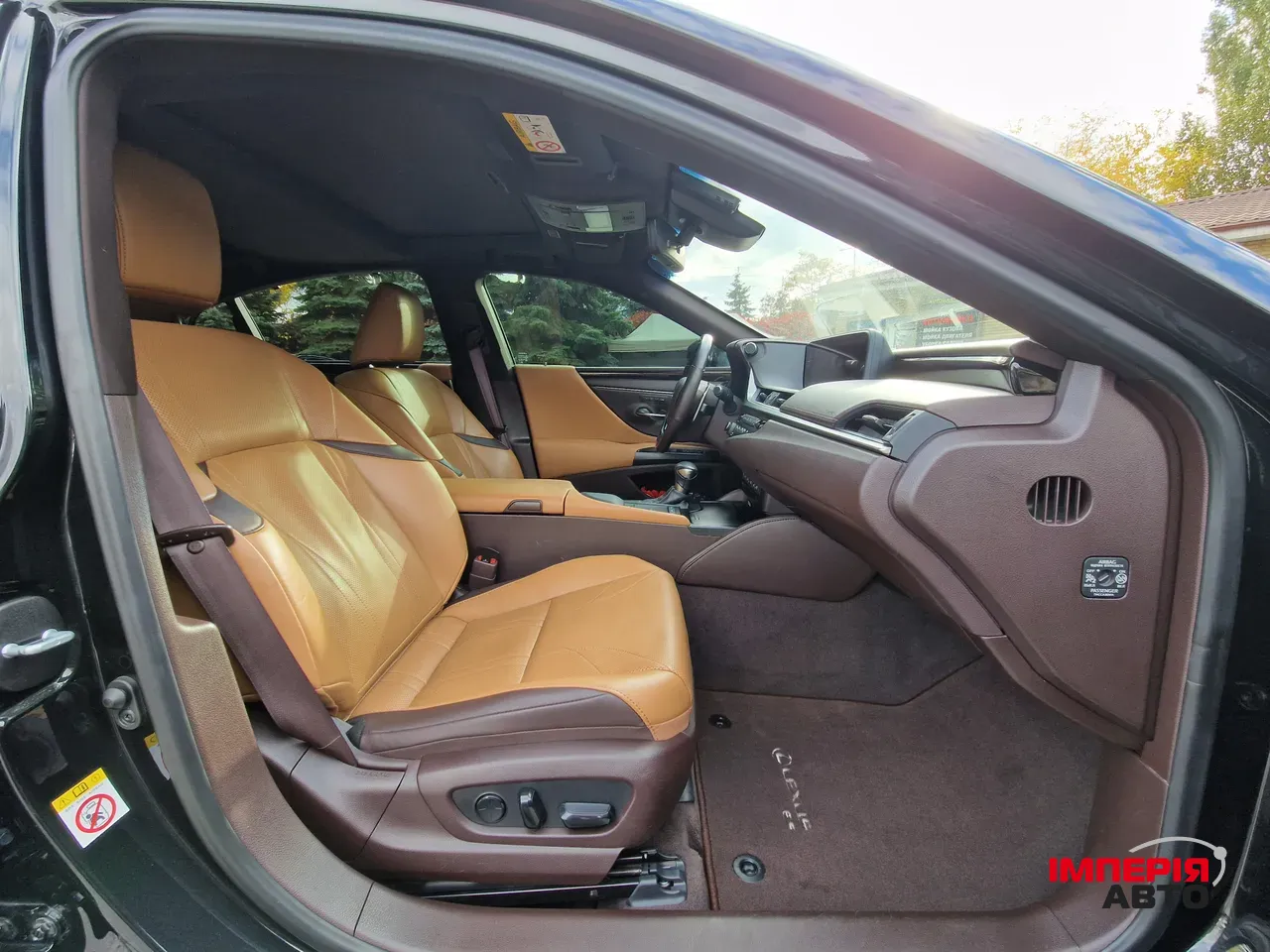 Lexus ES - фото 40