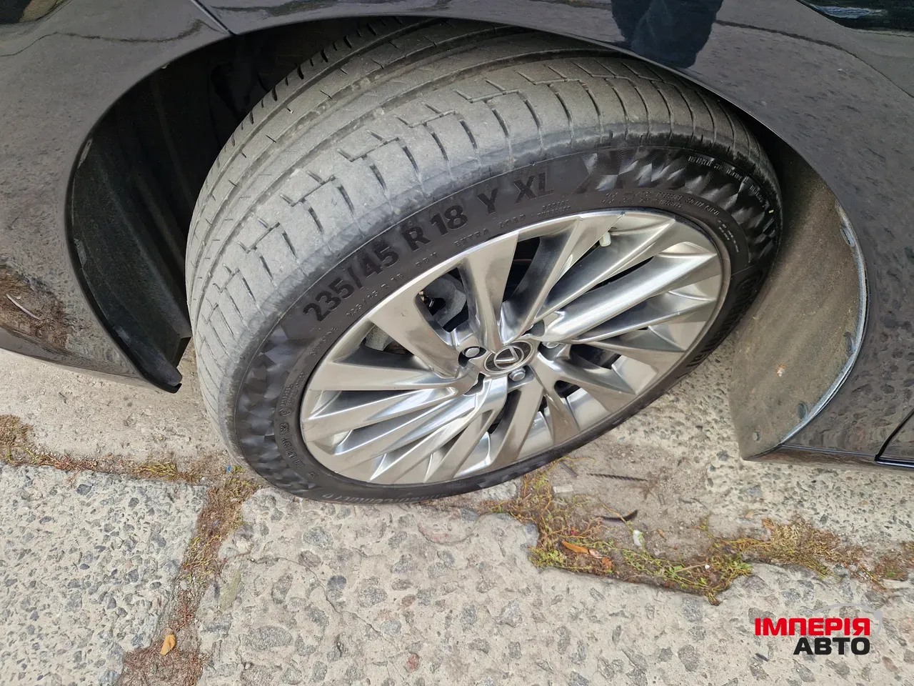 Lexus ES - фото 12