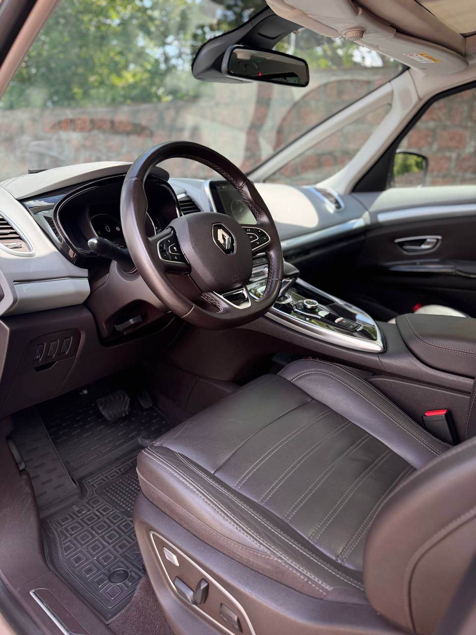 Renault Espace - фото 15