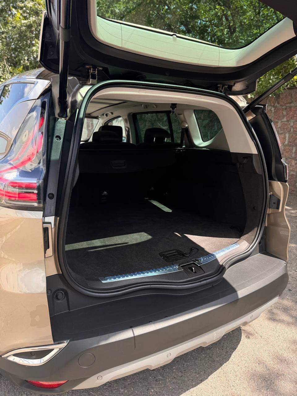 Renault Espace - фото 22