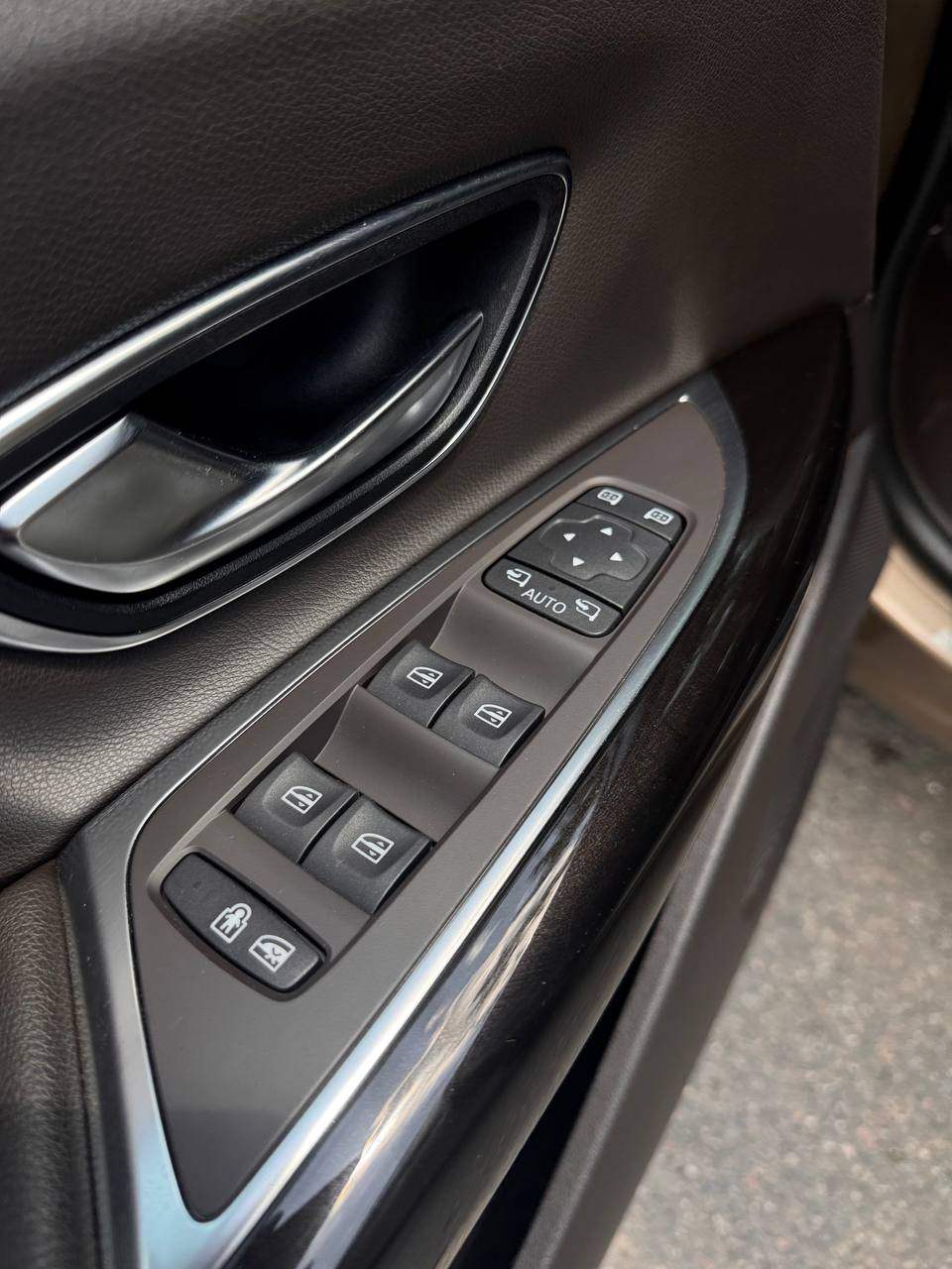 Renault Espace - фото 17