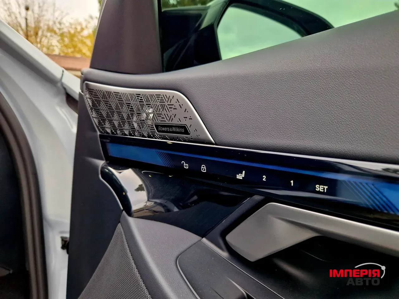 BMW i5 - фото 42