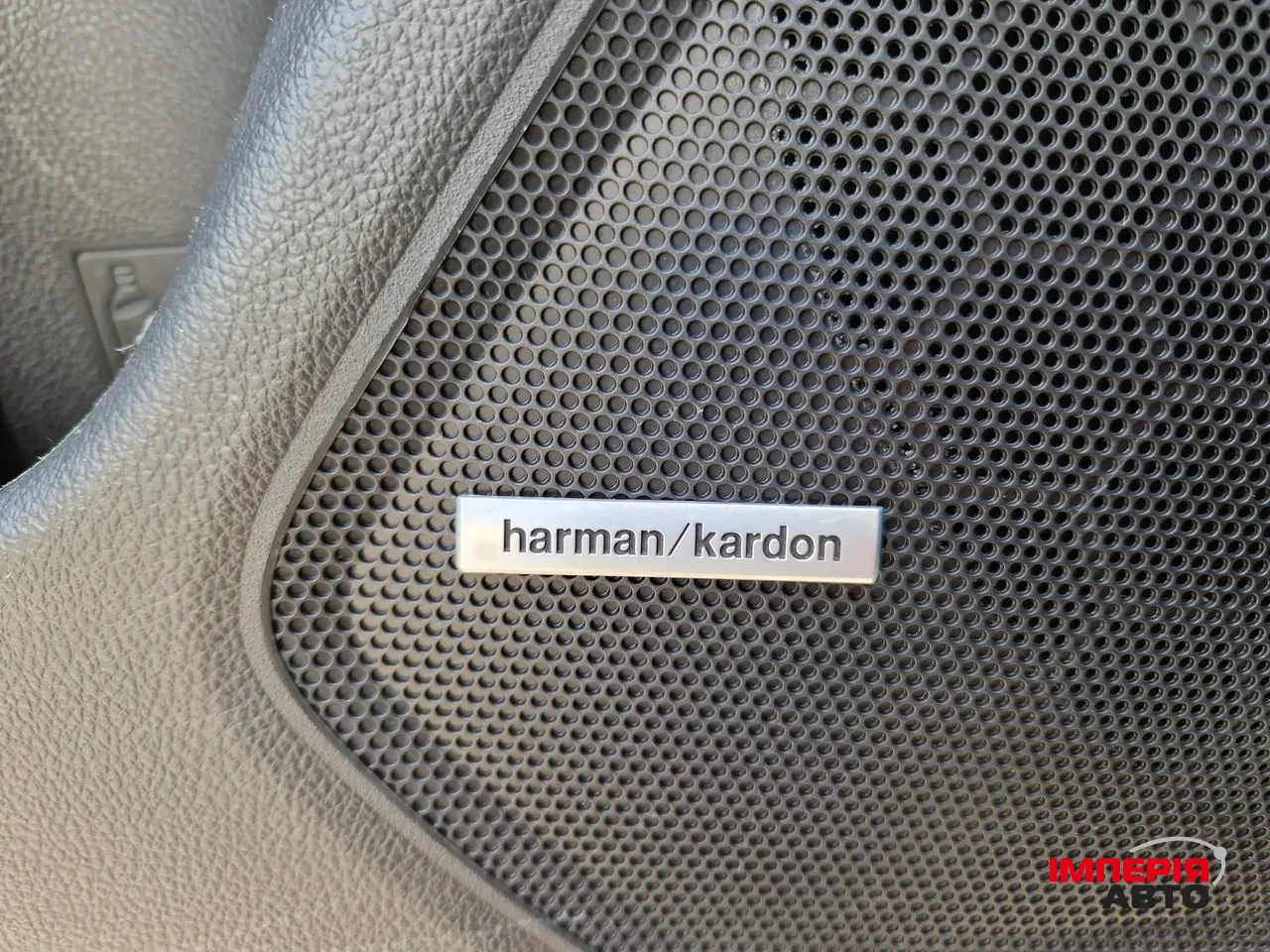 Subaru Outback - фото 24