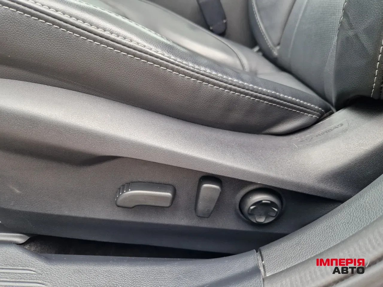 Subaru Legacy - фото 17