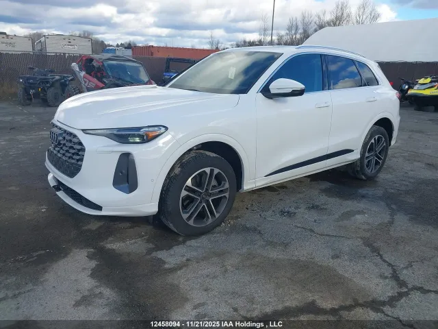 Audi Q5 - фото 1