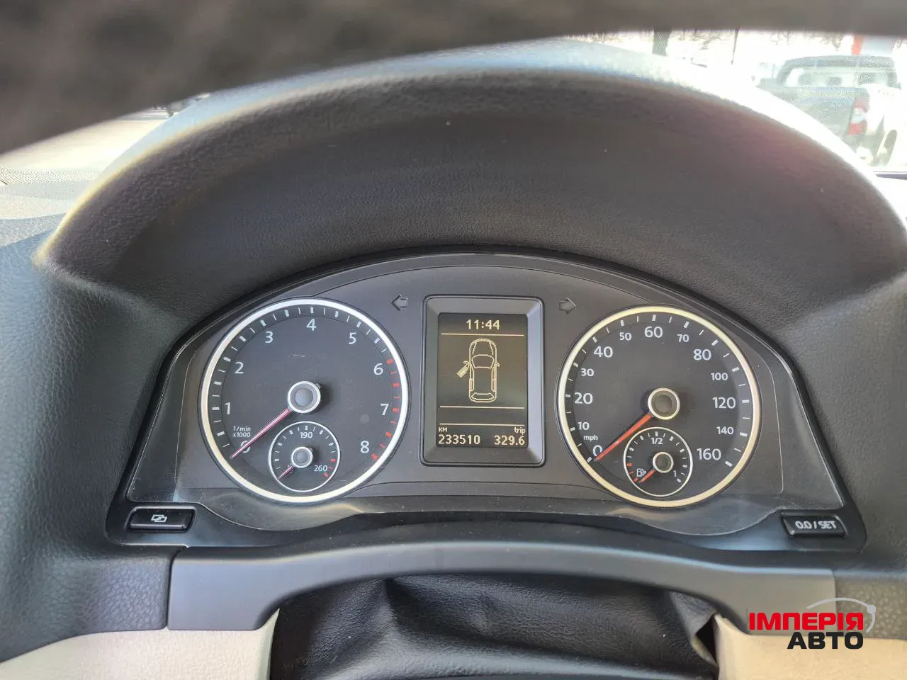 Volkswagen Tiguan - фото 10