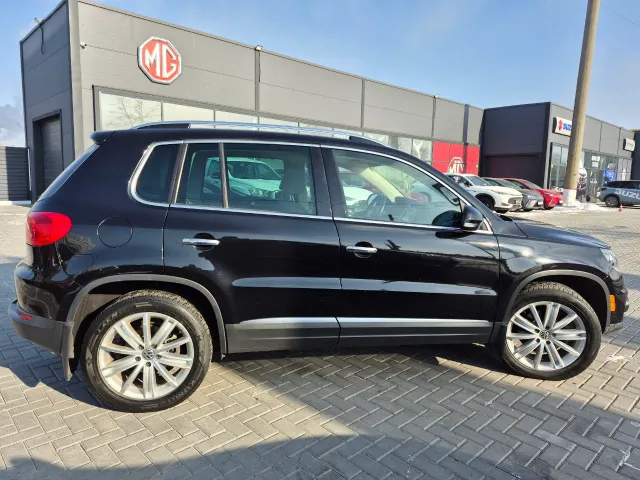 Volkswagen Tiguan - фото 4