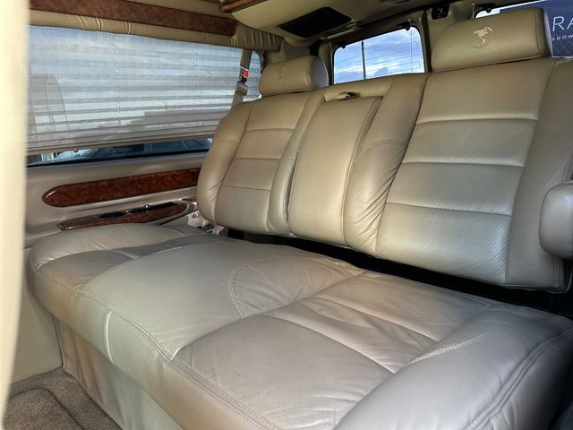 Chevrolet Express - фото 1