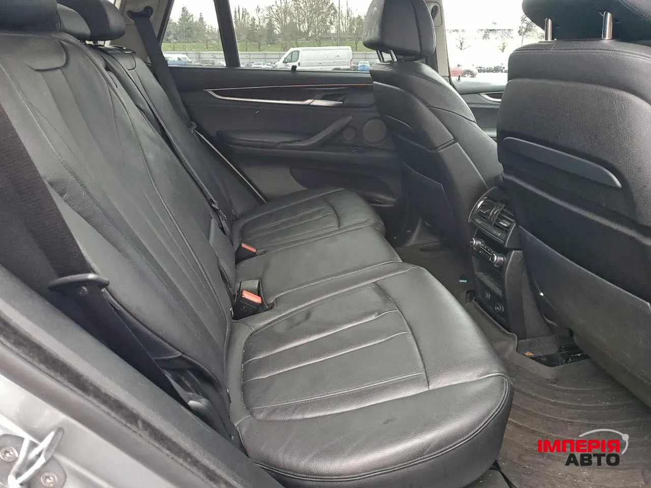 BMW X5 - фото 10