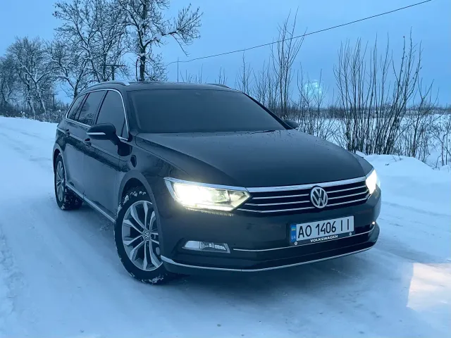 Volkswagen Passat - фото 1