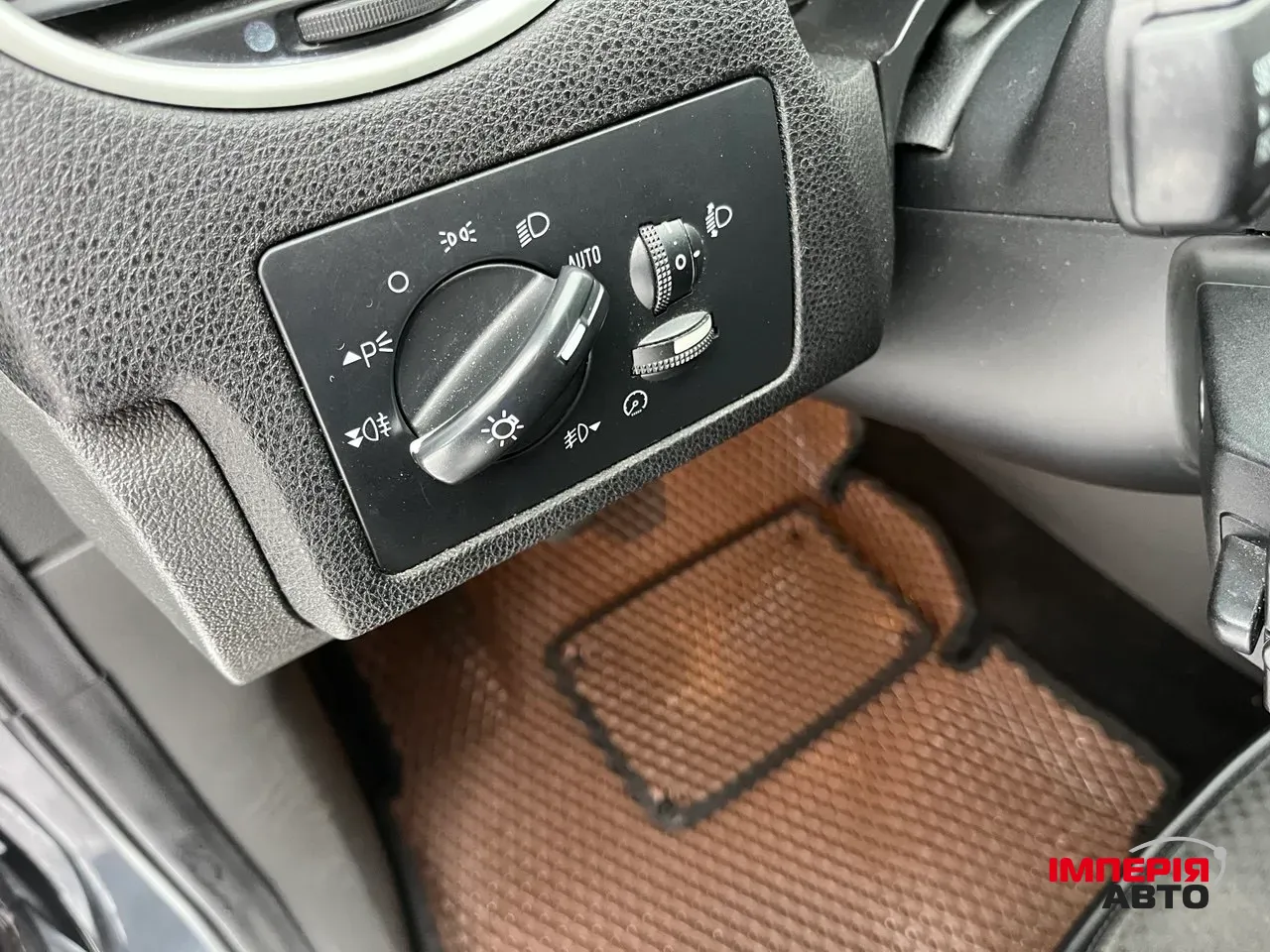 Ford Focus - фото 9