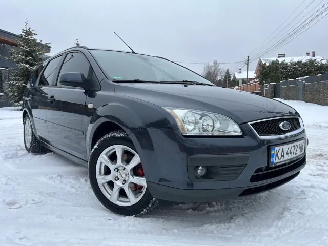 Ford Focus - фото 1