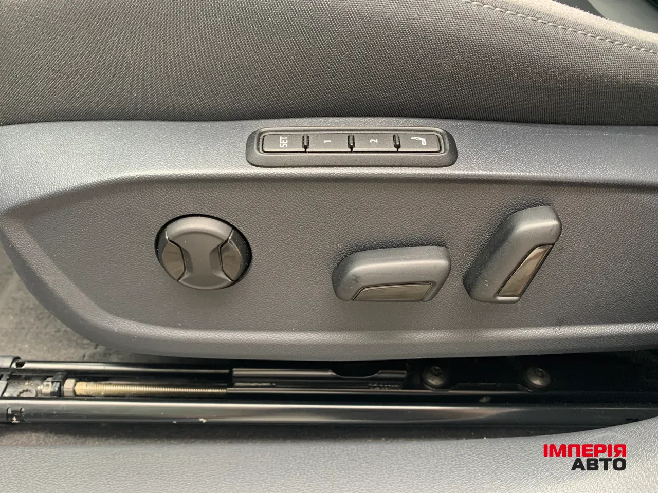 Volkswagen ID.4 - фото 11