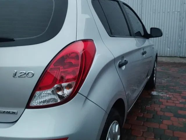 Hyundai i20 - фото 4