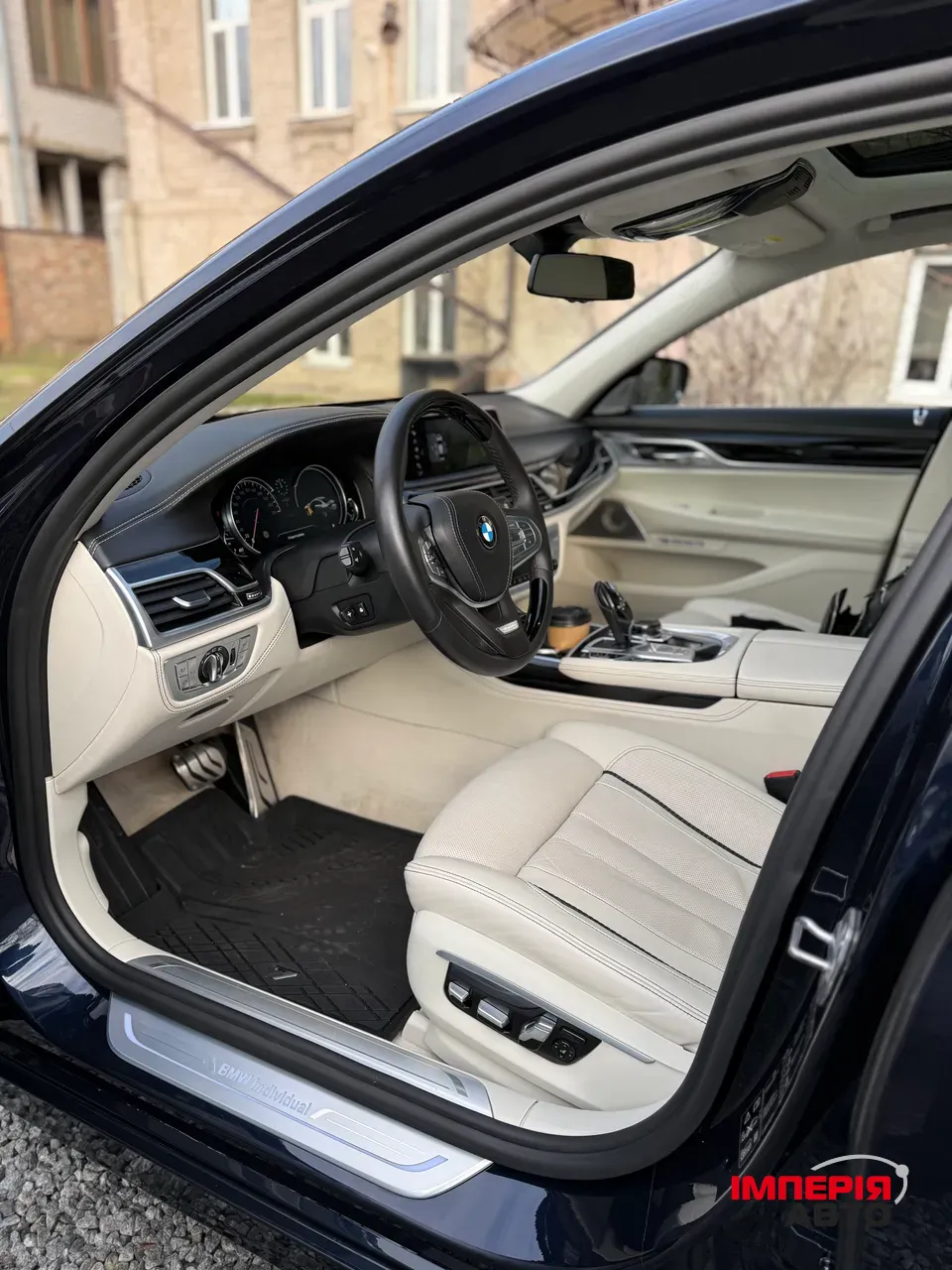 BMW 7 серії - фото 13