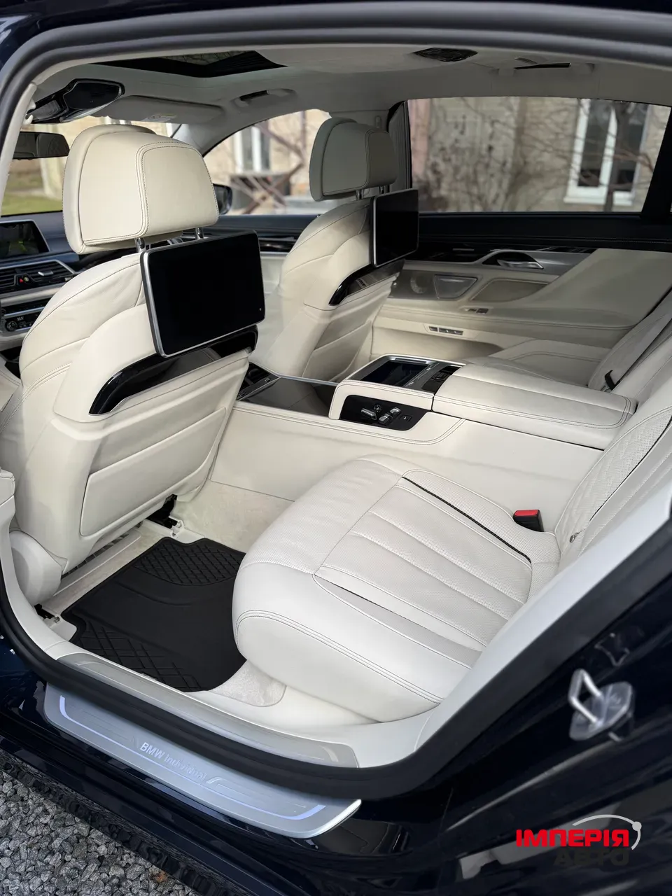 BMW 7 серії - фото 14