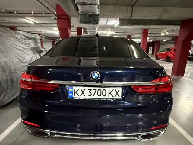 BMW 7 серії - фото 3