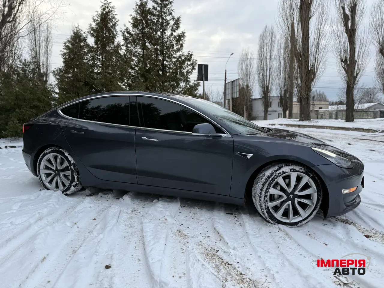 Tesla Model 3 - фото 4