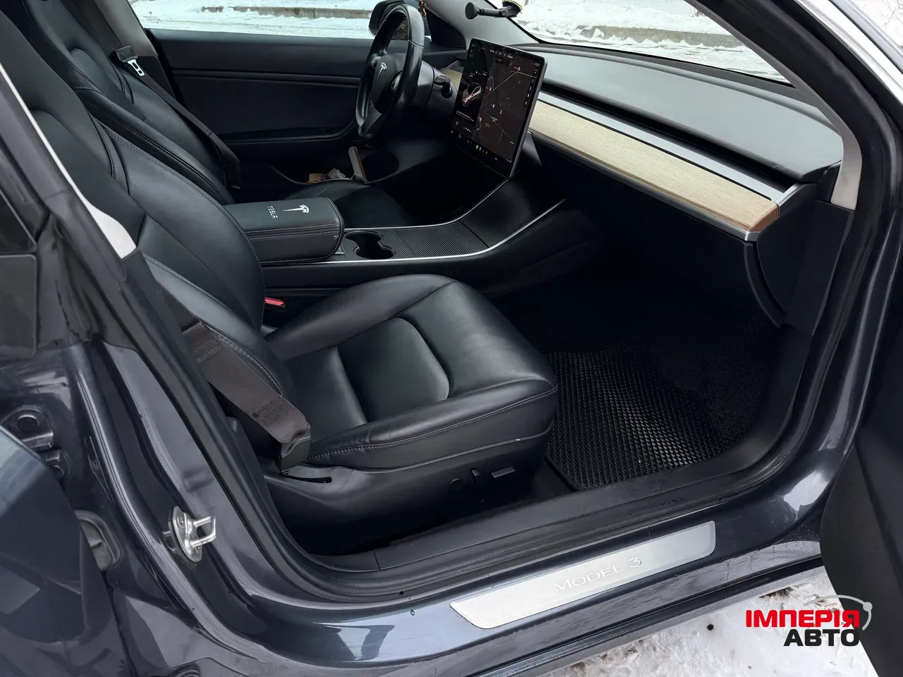 Tesla Model 3 - фото 8