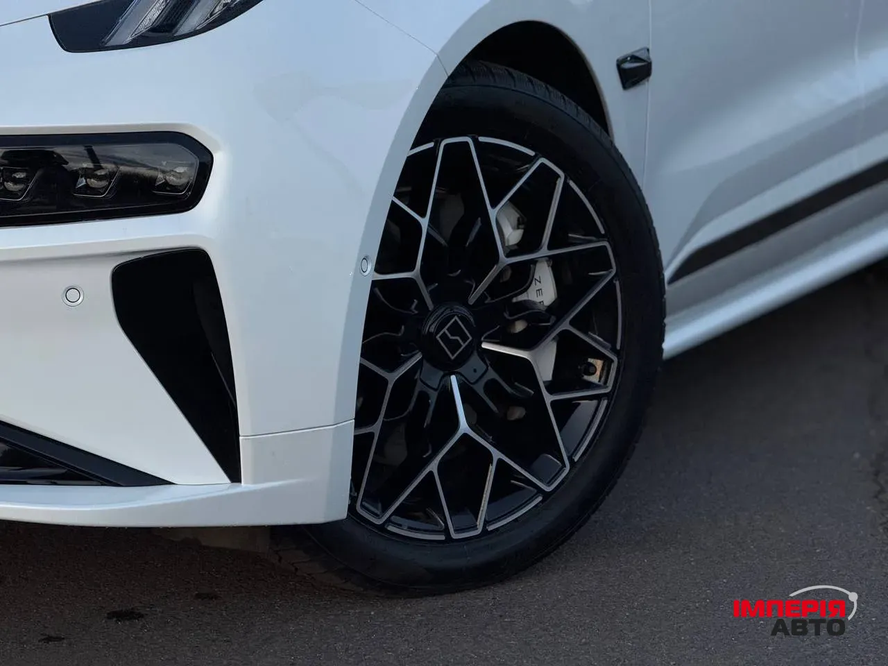 Zeekr 001 - фото 4