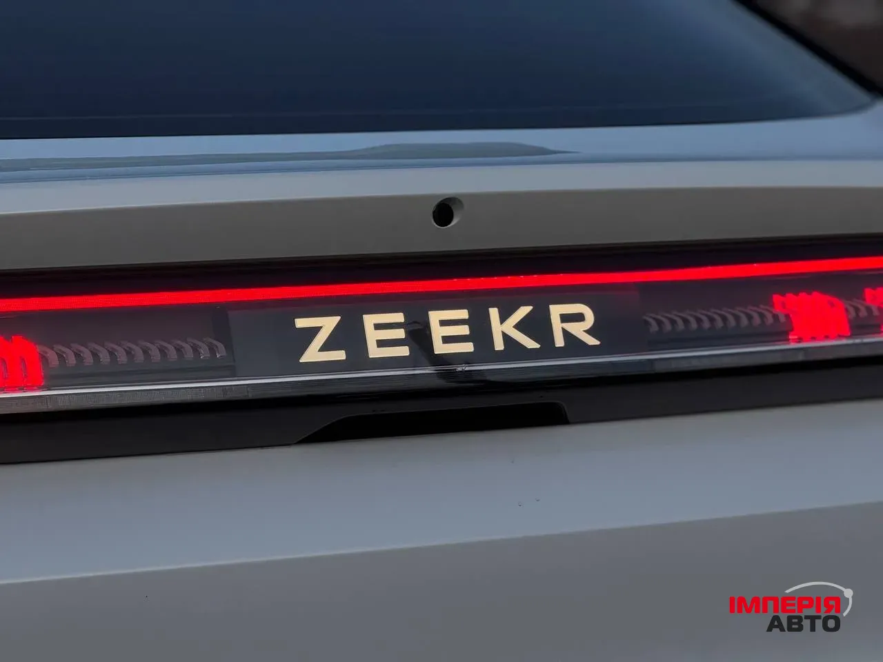 Zeekr 001 - фото 15