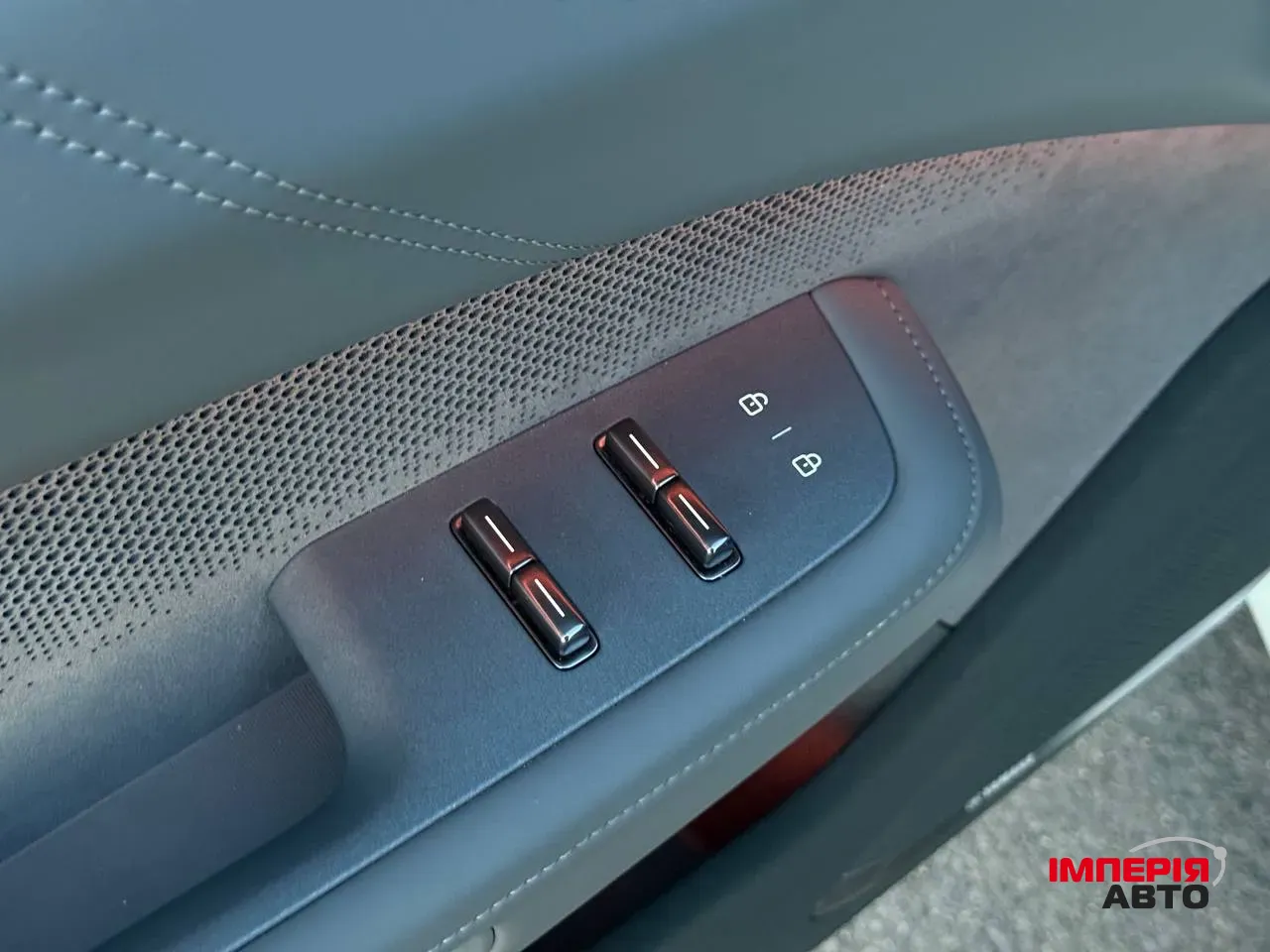 Zeekr 001 - фото 22