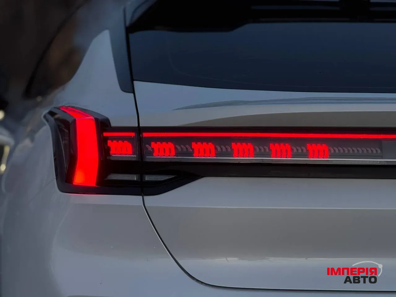 Zeekr 001 - фото 14