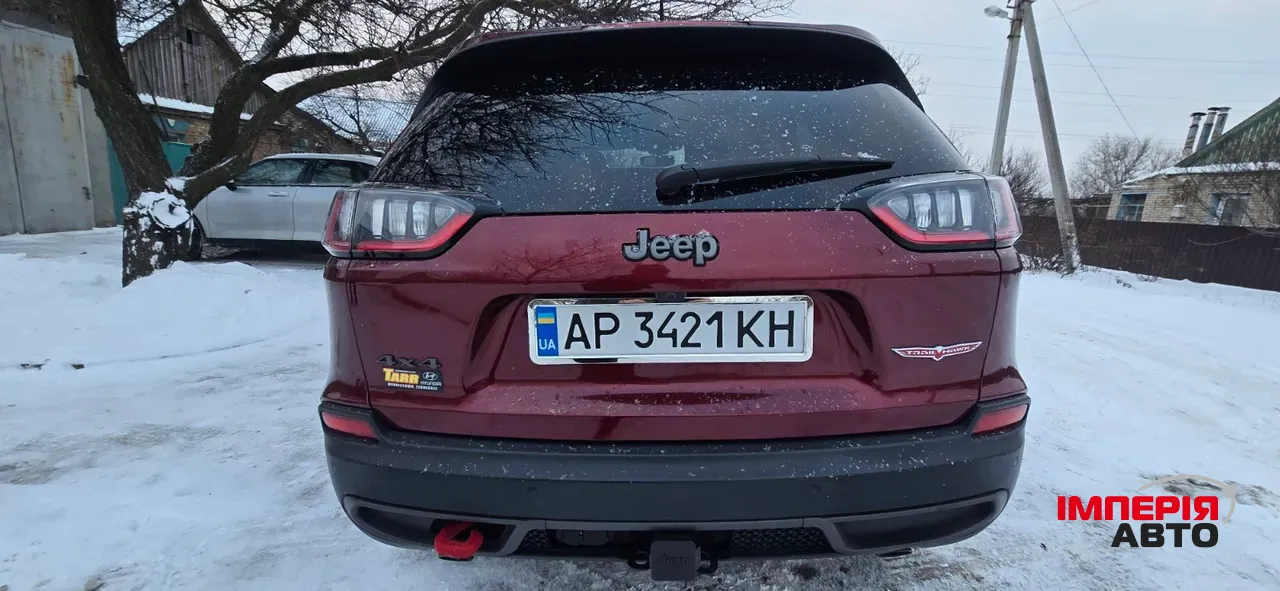 Jeep Cherokee - фото 7