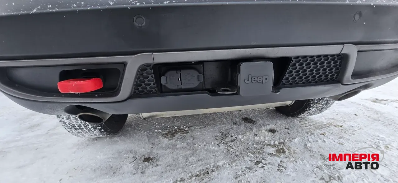 Jeep Cherokee - фото 6