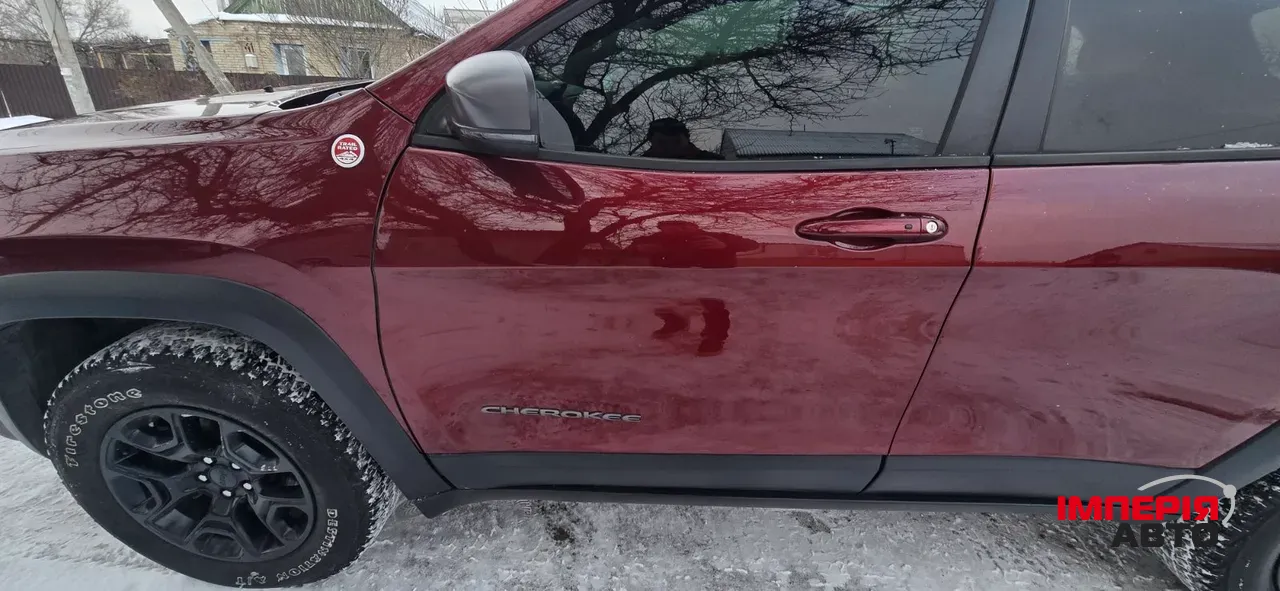 Jeep Cherokee - фото 8