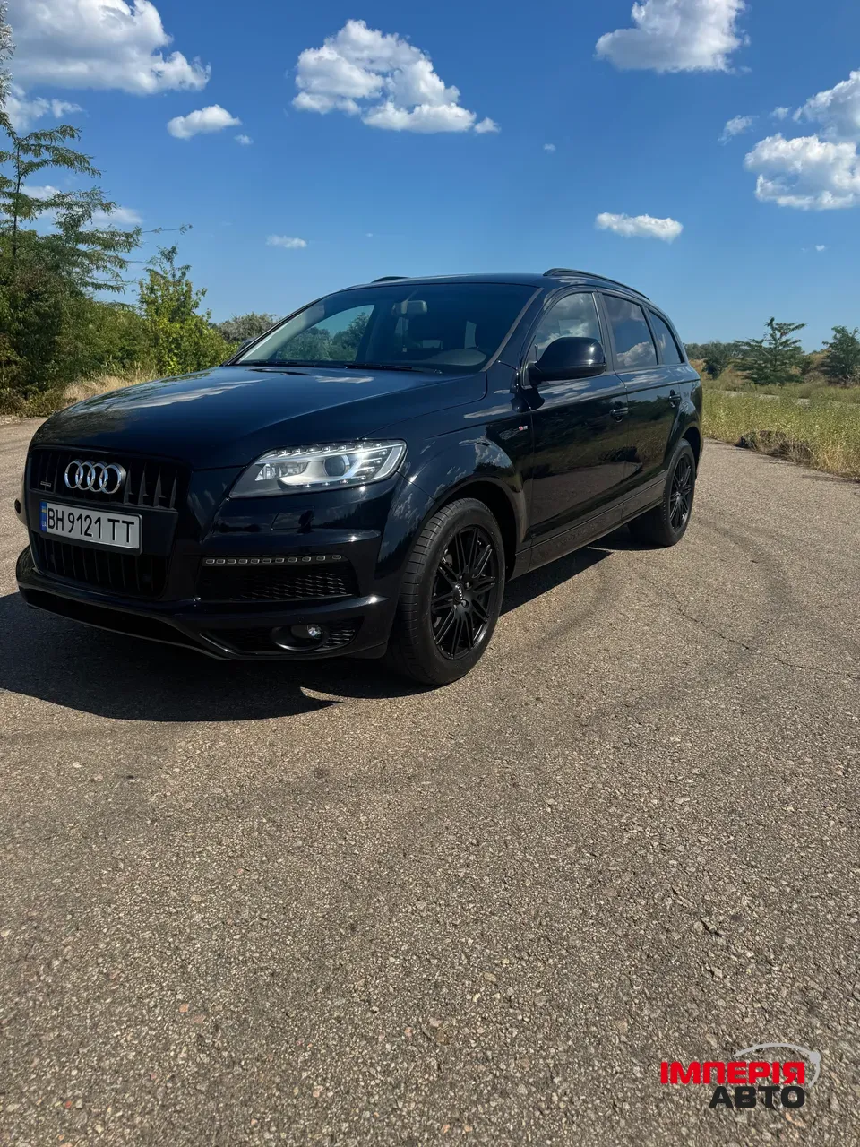 Audi Q7 - фото 32