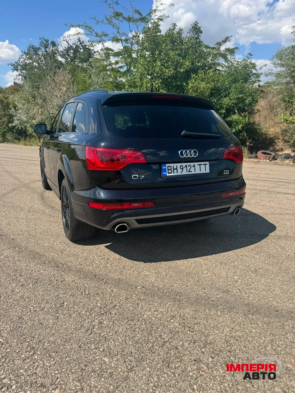 Audi Q7 - фото 26