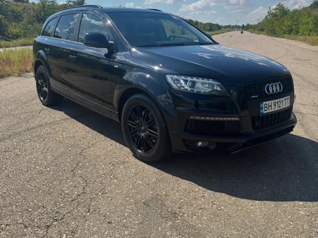 Audi Q7 - фото 3