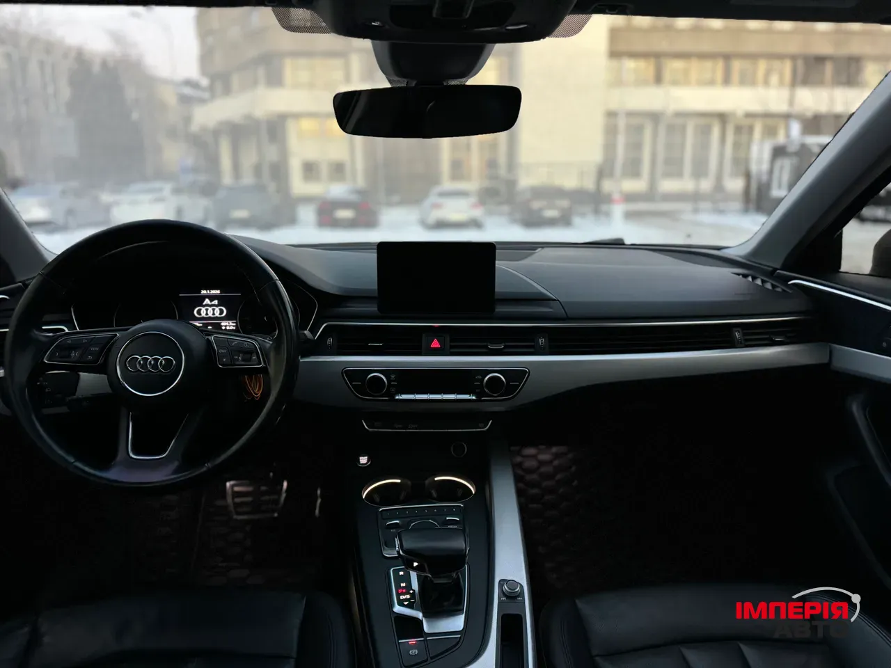 Audi A4 - фото 11