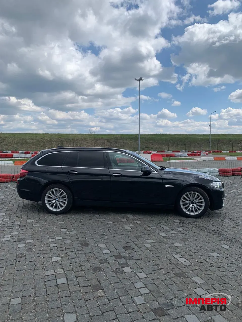 BMW 5 серії - фото 2