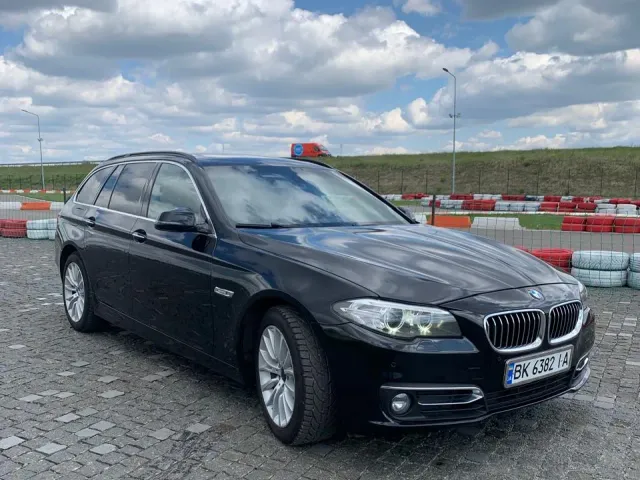 BMW 5 серії - фото 1