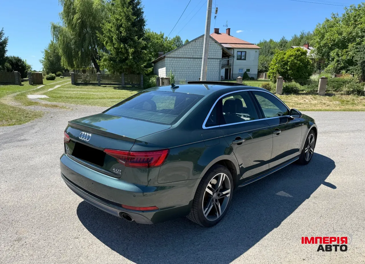 Audi A4 - фото 6