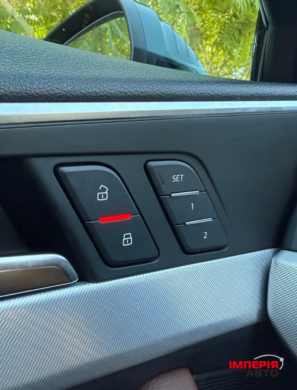 Audi A4 - фото 23