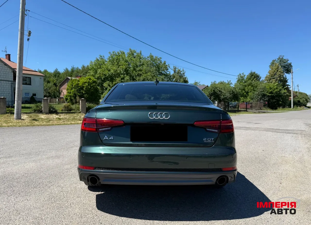 Audi A4 - фото 11