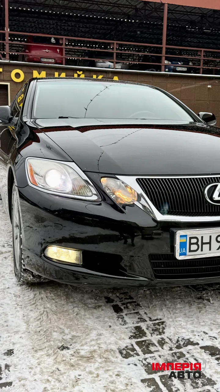 Lexus GS - фото 2