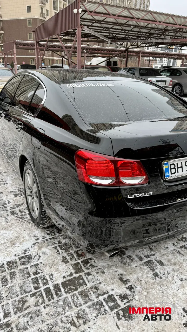 Lexus GS - фото 16