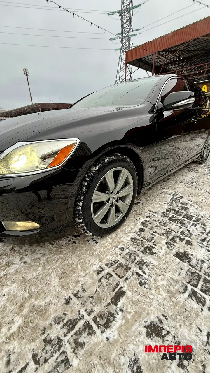 Lexus GS - фото 7